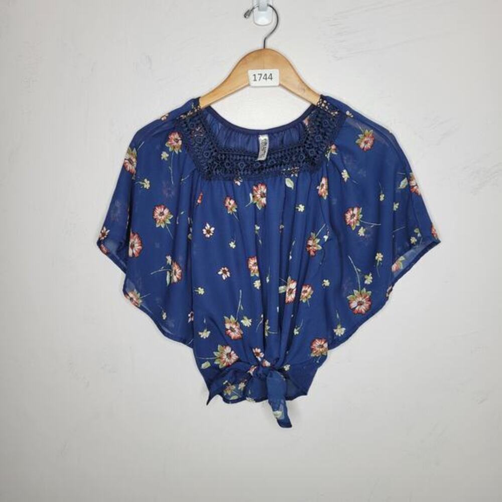Beautees Top Girls Size Medium Tie Front Sheer Lace Trim Floral Blue Batwing